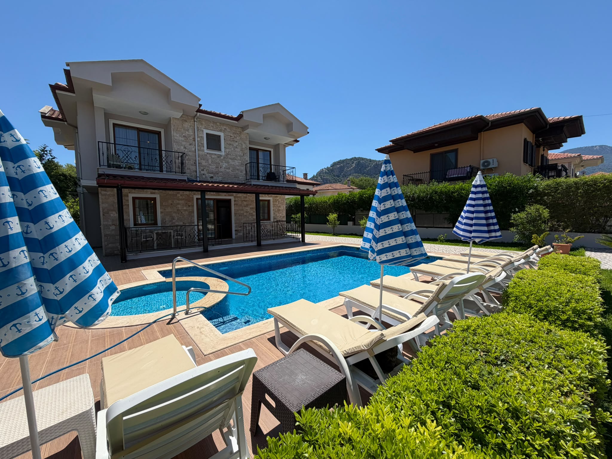 Villa